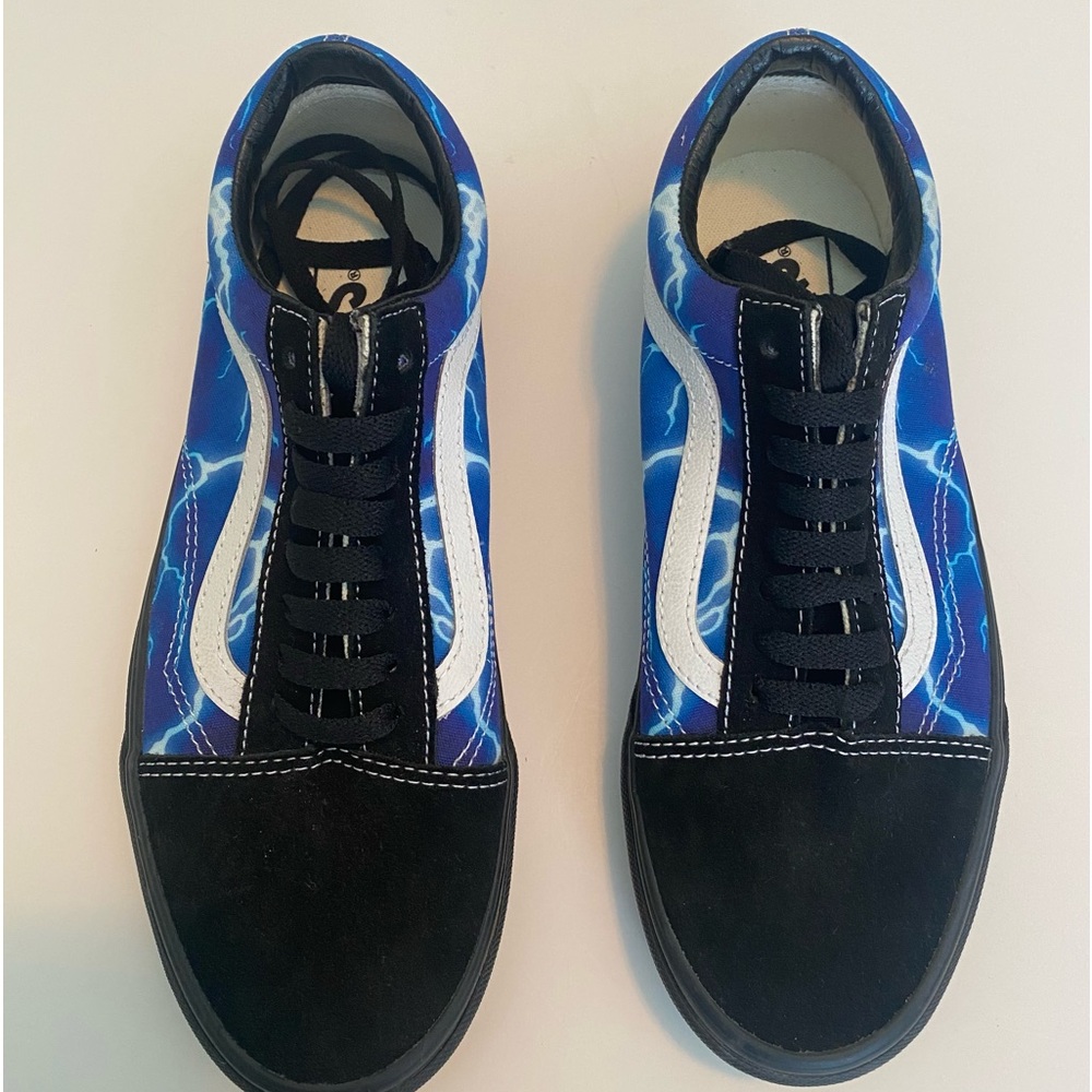 Vans Old Skool (Lightning) Black/Blue sneakers size 8 women, 6.5 men new no box